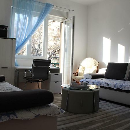 Cozy Apartment Mihaela With Balcony, Near Park Marjan & Old Town - Quiet Neighborhood Спліт Екстер'єр фото