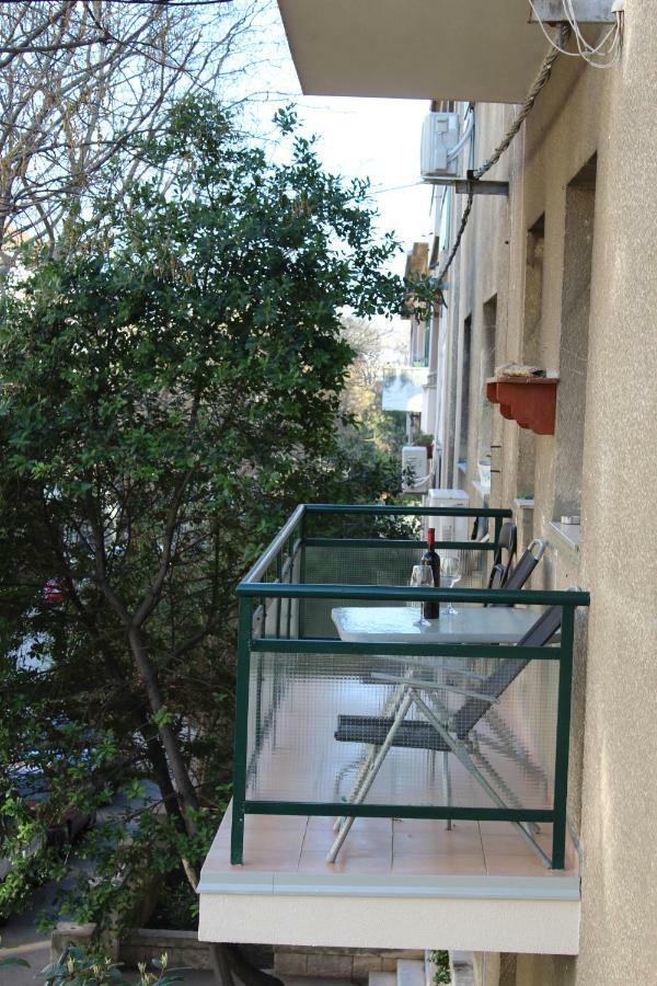 Cozy Apartment Mihaela With Balcony, Near Park Marjan & Old Town - Quiet Neighborhood Спліт Екстер'єр фото