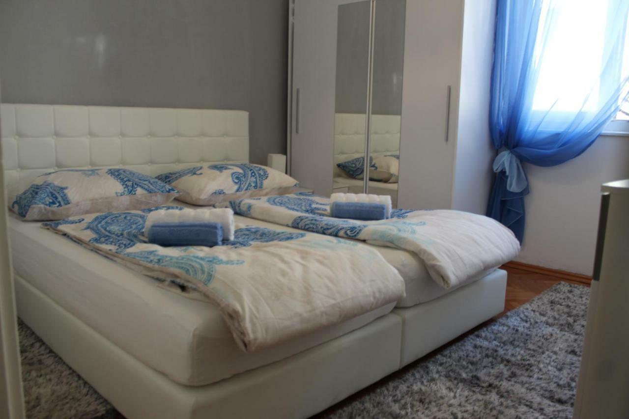 Cozy Apartment Mihaela With Balcony, Near Park Marjan & Old Town - Quiet Neighborhood Спліт Екстер'єр фото